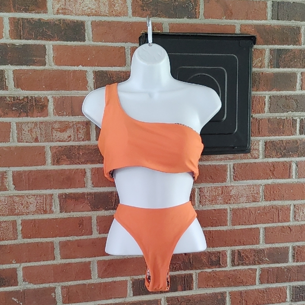 Zaful Reversible One Shoulder Bikini Size 8